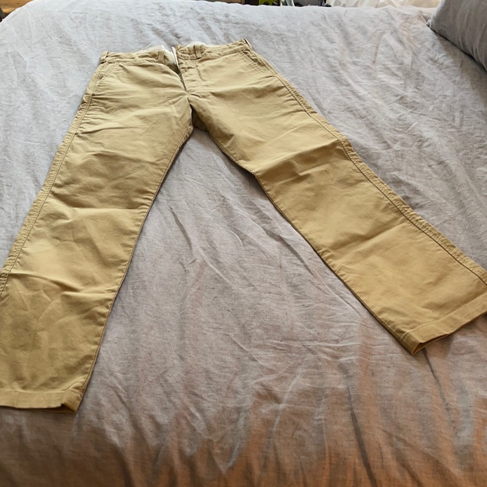 Lee cotton “tent cloth” khakis— 31x32– like new